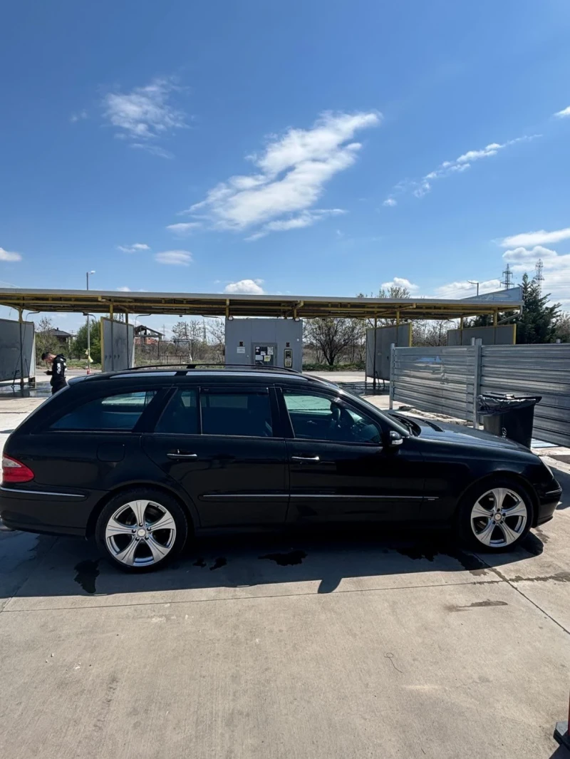 Mercedes-Benz E 320, снимка 3 - Автомобили и джипове - 52401966