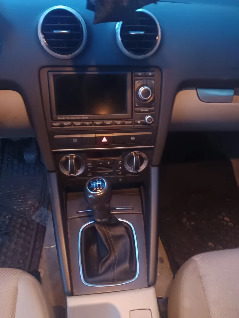 Audi A3 Sportback, снимка 12 - Автомобили и джипове - 52404778