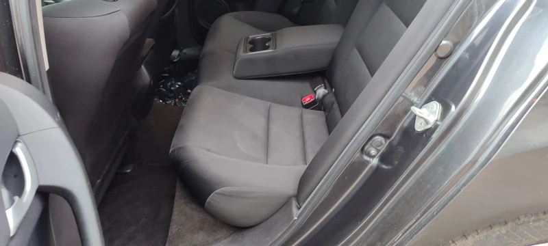 Honda Accord Tourer, снимка 6 - Автомобили и джипове - 52736379