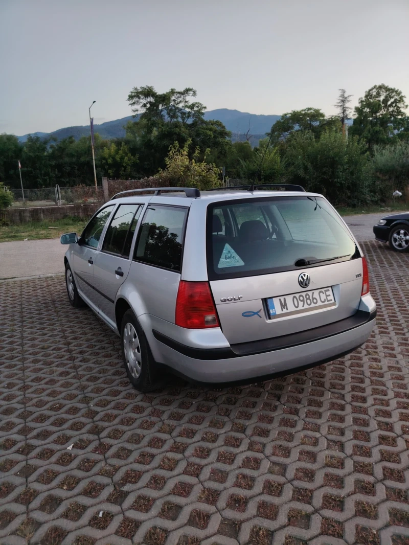 VW Golf 4 Variant , снимка 5 - Автомобили и джипове - 52778123