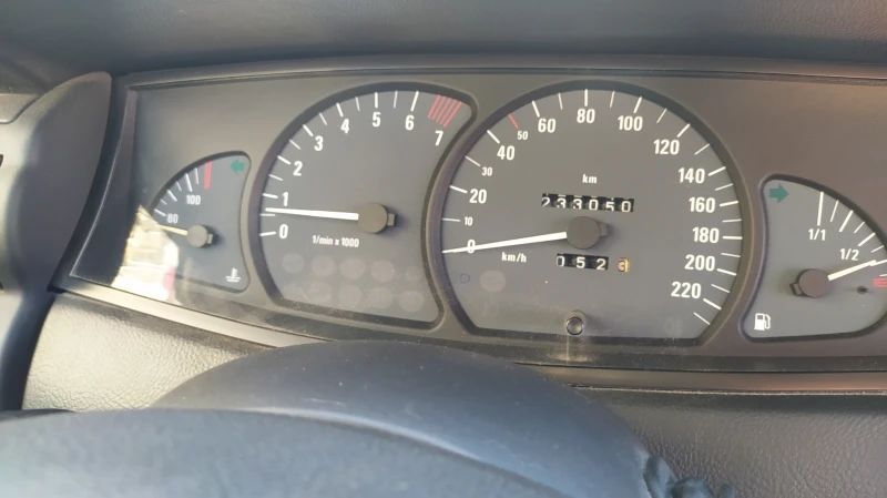 Opel Omega 2.2 16V + BRC, снимка 8 - Автомобили и джипове - 52807294