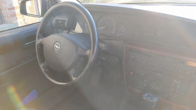 Opel Omega 2.2 16V + BRC, снимка 9 - Автомобили и джипове - 52807294