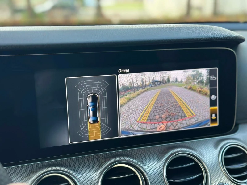 Mercedes-Benz E 220 Amg pack* Digital* Burmester, снимка 13 - Автомобили и джипове - 53361561
