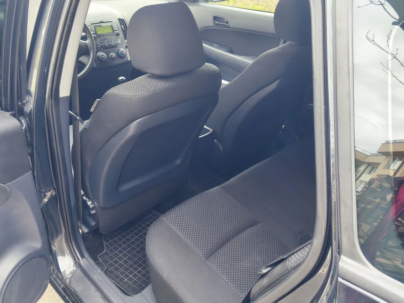 Hyundai I30 1.4 LPG, снимка 10 - Автомобили и джипове - 53467061