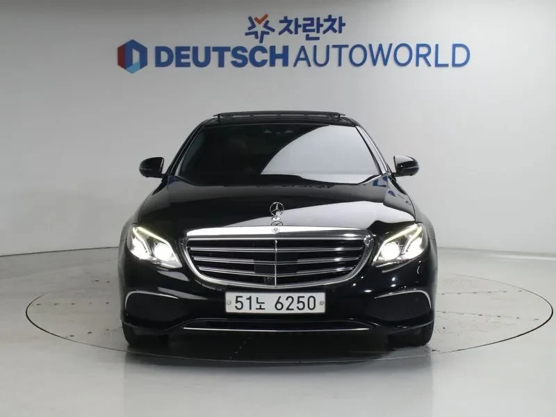 Mercedes-Benz E 450 4Matic Exclusive, снимка 4 - Автомобили и джипове - 56669425