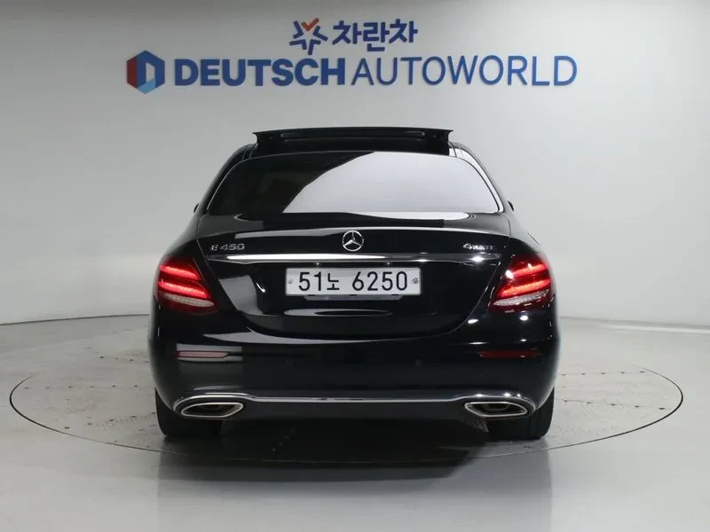 Mercedes-Benz E 450 4Matic Exclusive, снимка 5 - Автомобили и джипове - 56669425