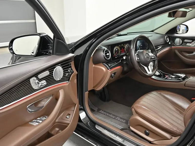 Mercedes-Benz E 450 4Matic Exclusive, снимка 11 - Автомобили и джипове - 56669425