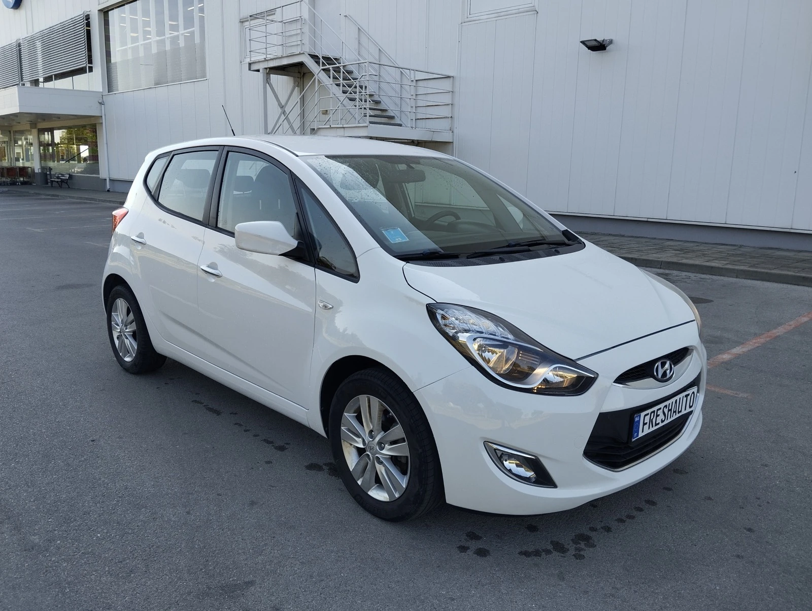 Hyundai Ix20 1.4CRDI 90кс. 6ск. - изображение 2