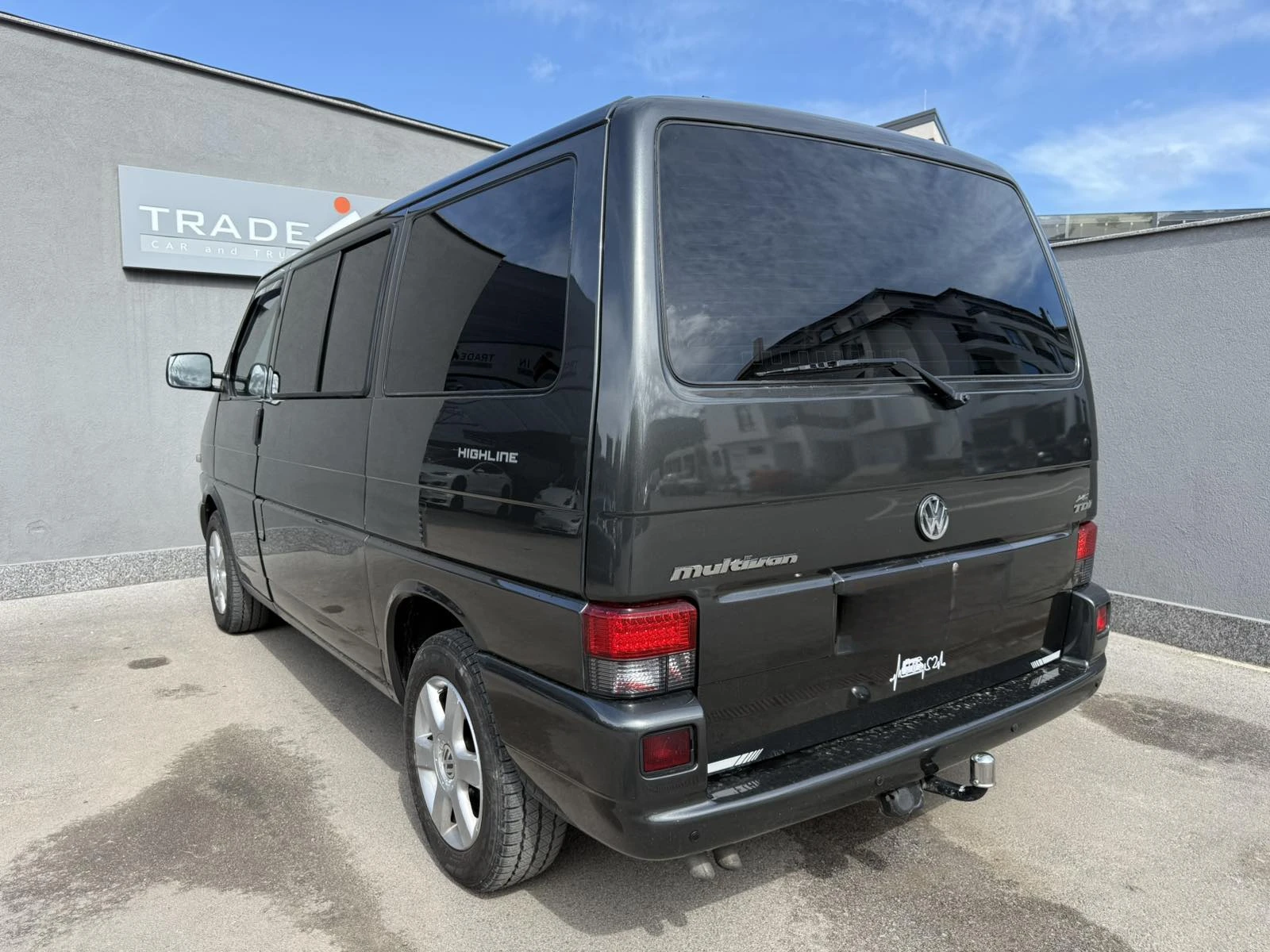 VW Multivan 2.5 TDI - изображение 6