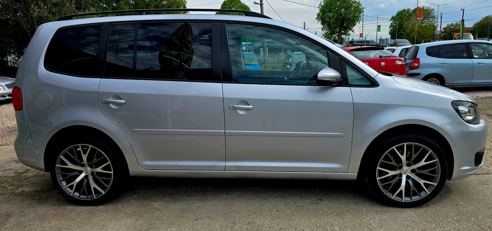 VW Touran  - изображение 4