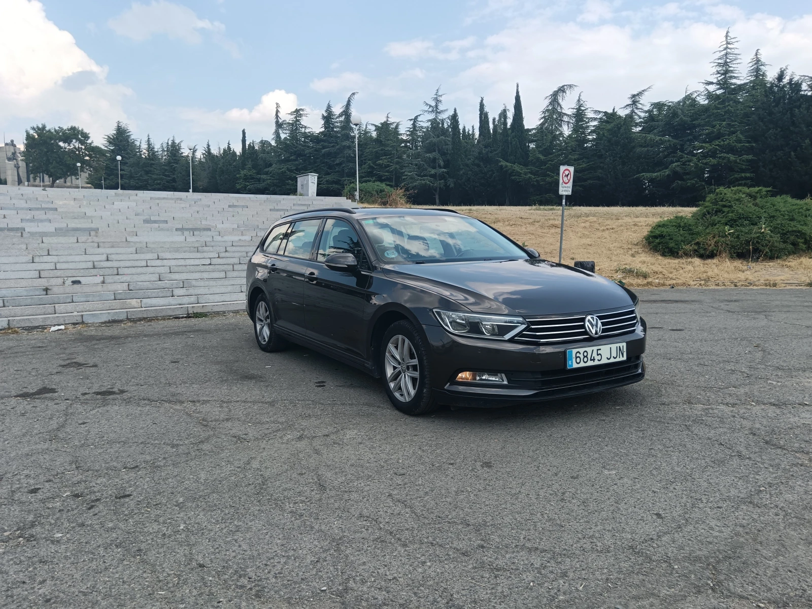 VW Passat B8/2.0 TDI 150 к.с/Keyless/Dynaudio/Navi - изображение 2