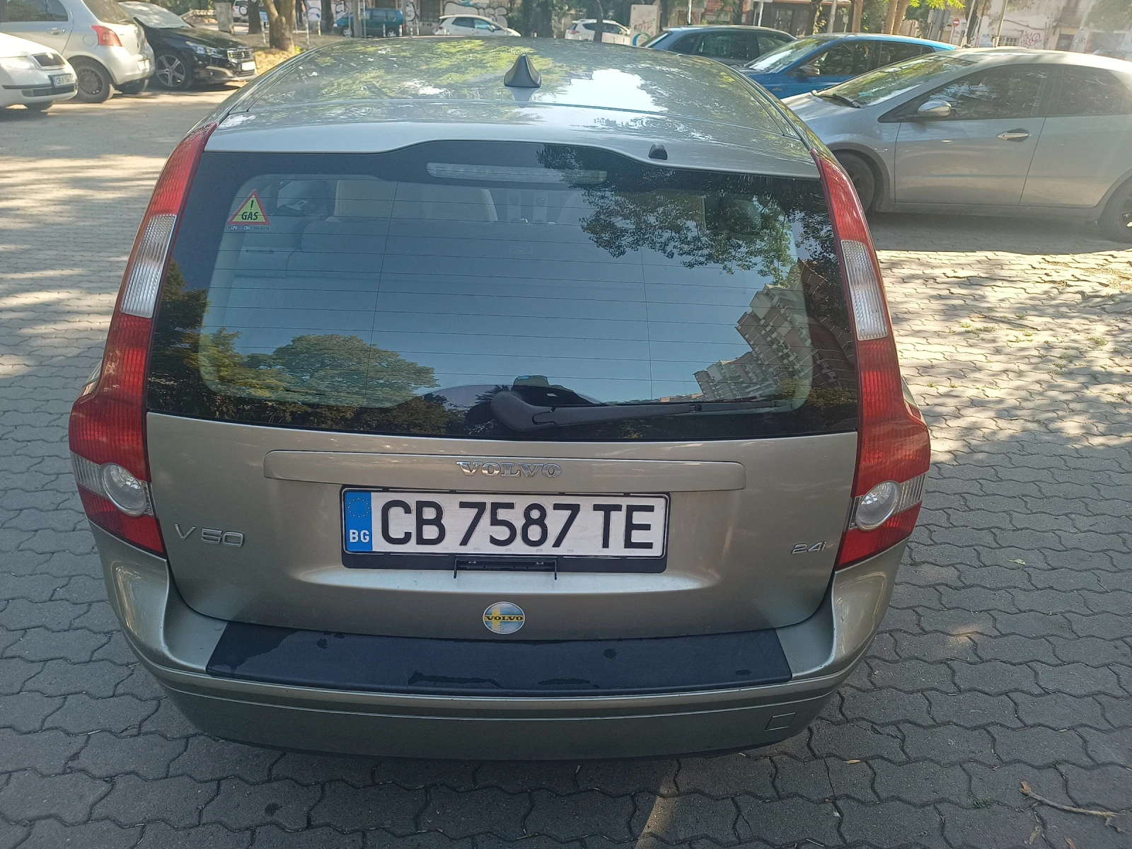 Volvo V50  - изображение 8