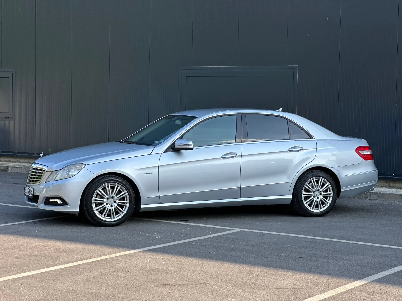 Mercedes-Benz E 350 CDI - изображение 4
