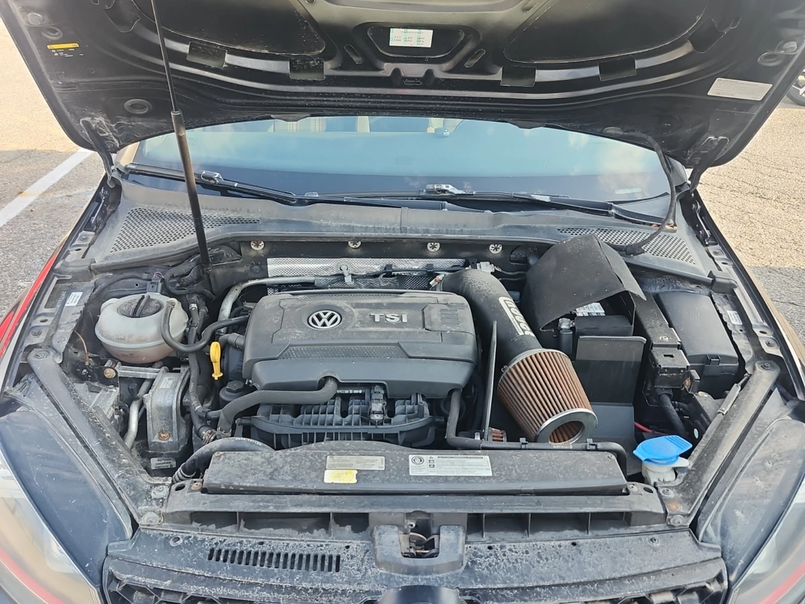 VW Golf GTI РЪЧНА* CARFAX * АвтоКредит * Цена до България* - изображение 8