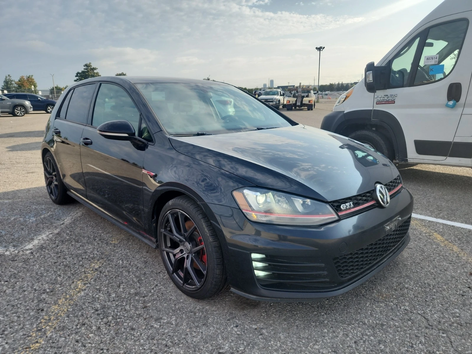 VW Golf GTI РЪЧНА* CARFAX * АвтоКредит * Цена до България* - изображение 2