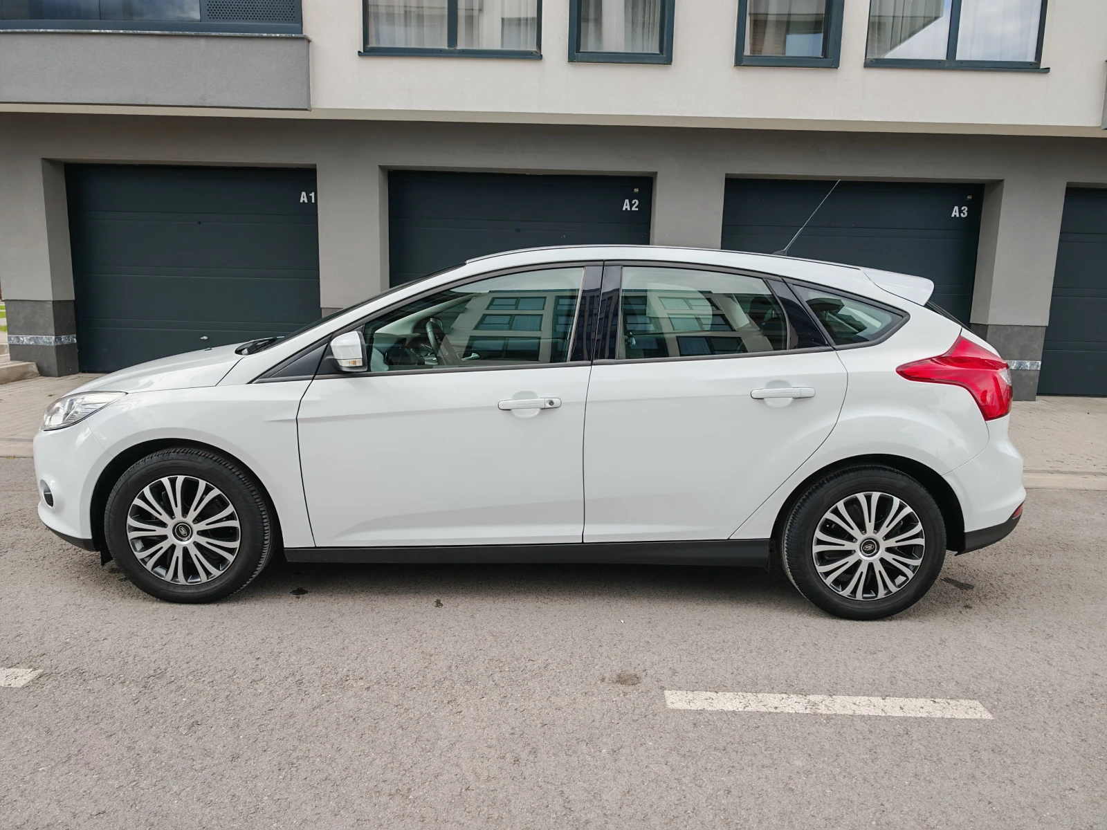 Ford Focus 1.0 BENZIN 101 kN - изображение 3