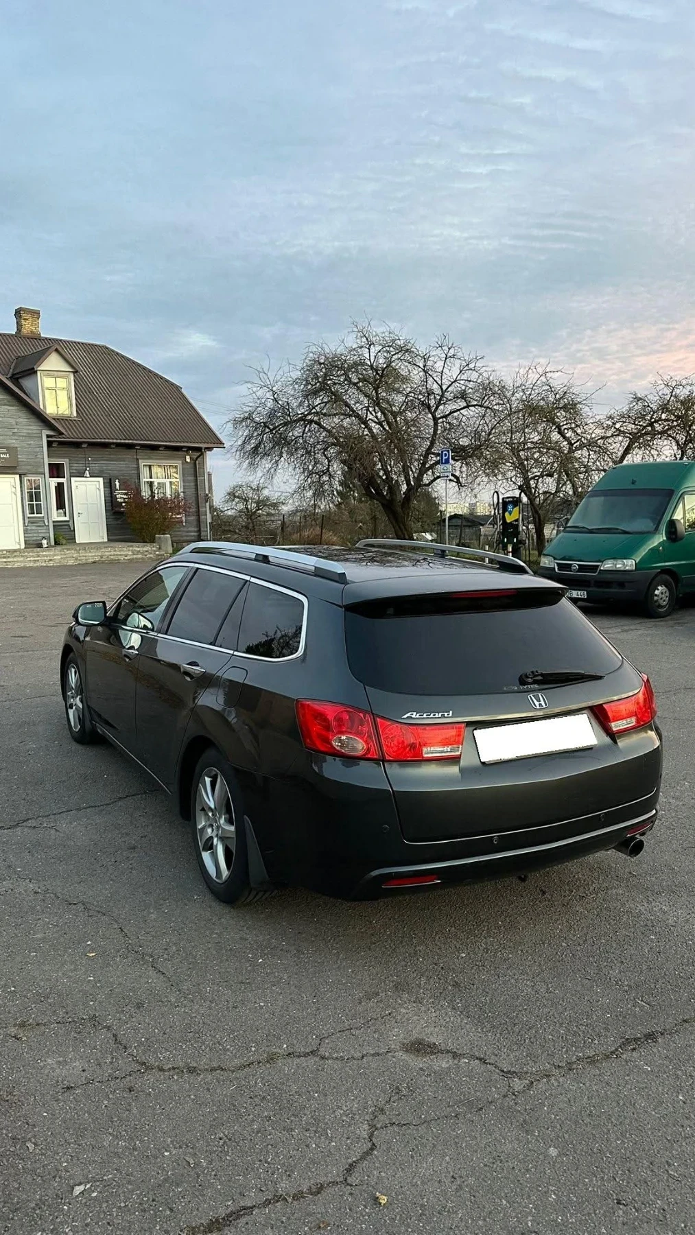 Honda Accord Tourer - изображение 2