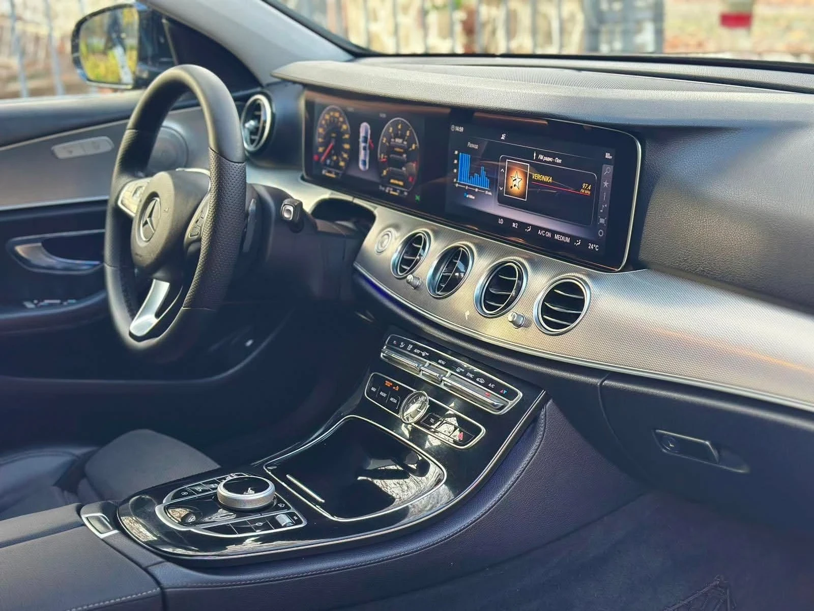 Mercedes-Benz E 220 Amg pack* Digital* Burmester - изображение 9