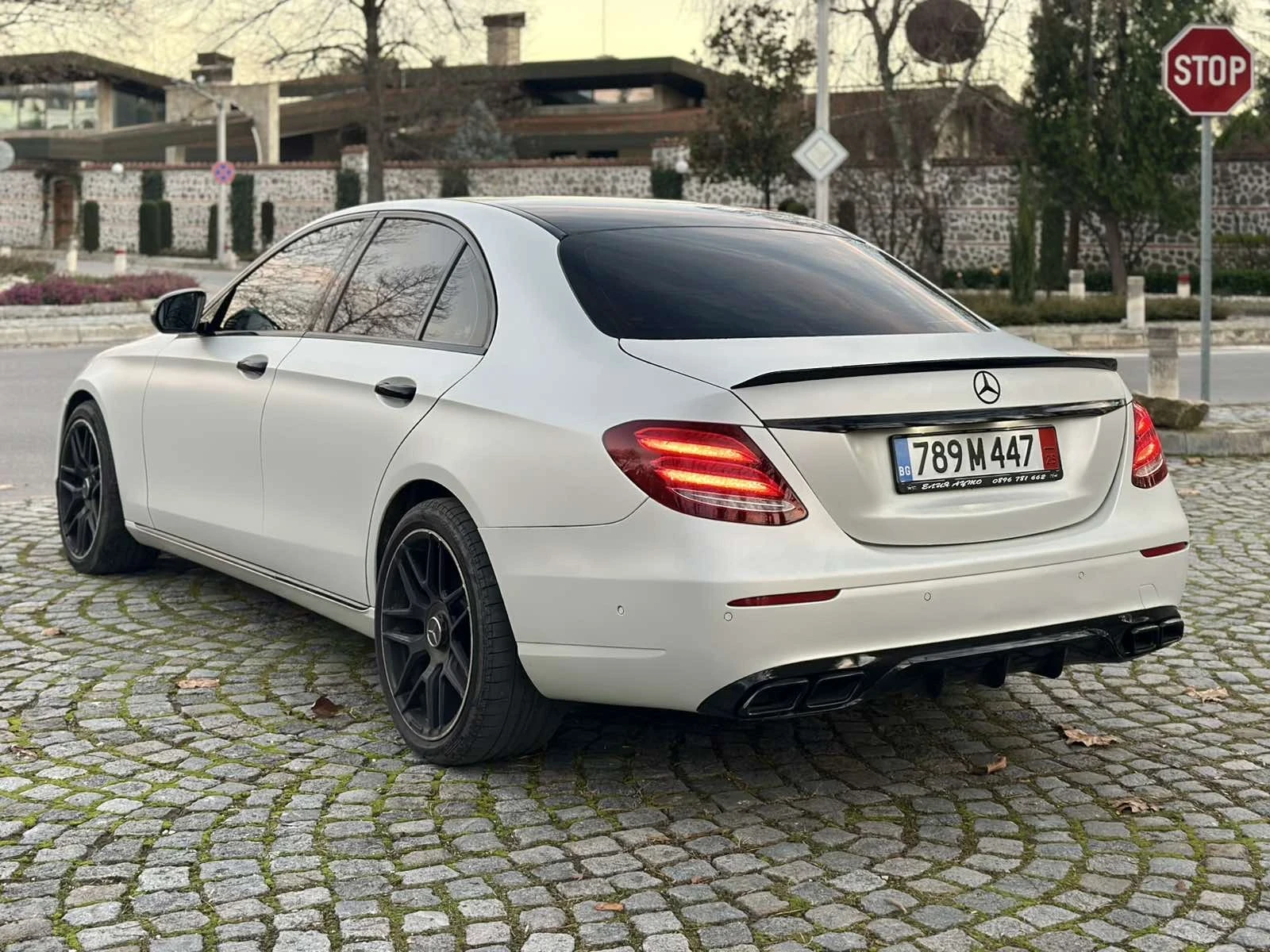 Mercedes-Benz E 220 Amg pack* Digital* Burmester - изображение 7