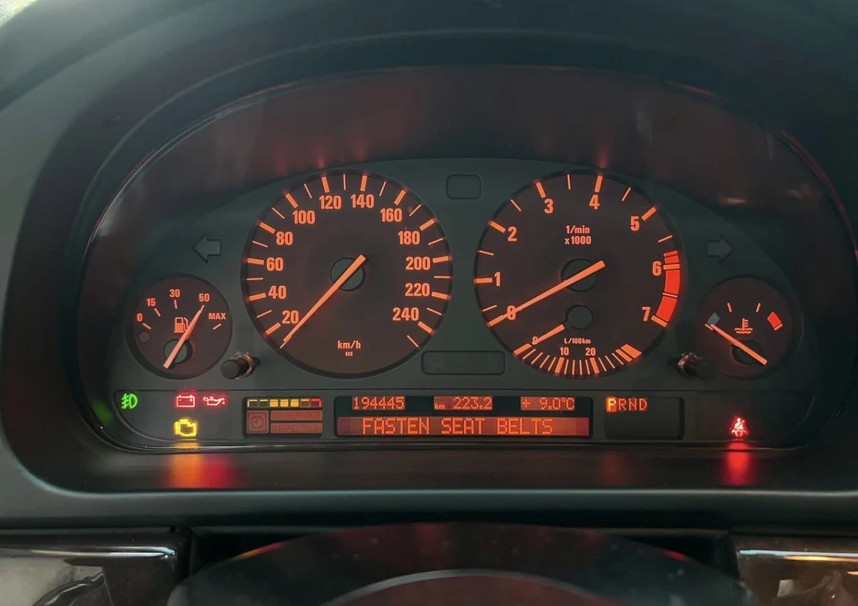 BMW 540 i | M sport | Сервизна история | , снимка 5 - Автомобили и джипове - 53761951