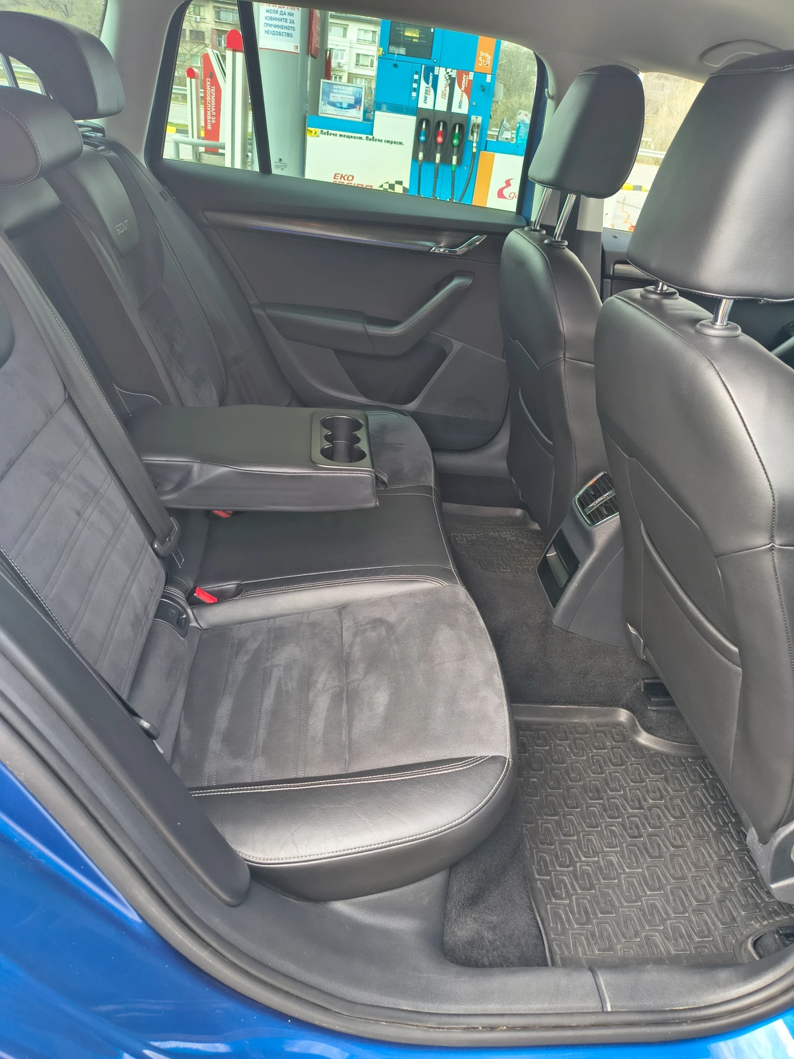 Skoda Octavia, снимка 16 - Автомобили и джипове - 53878834