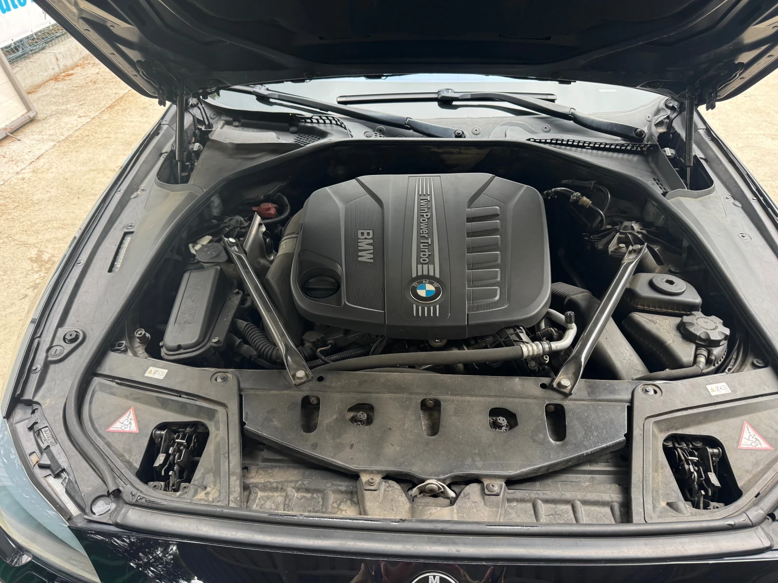 BMW 535 XD Distronic Soft Close ОБСЛУЖЕНА , снимка 16 - Автомобили и джипове - 54008374