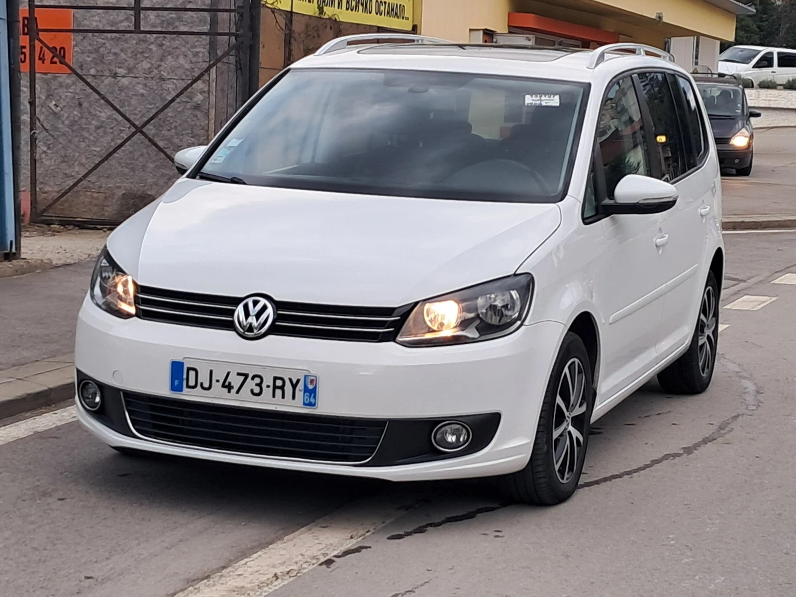 VW Touran 1.6 TDI ��������� | Mobile.bg � ����������� 2