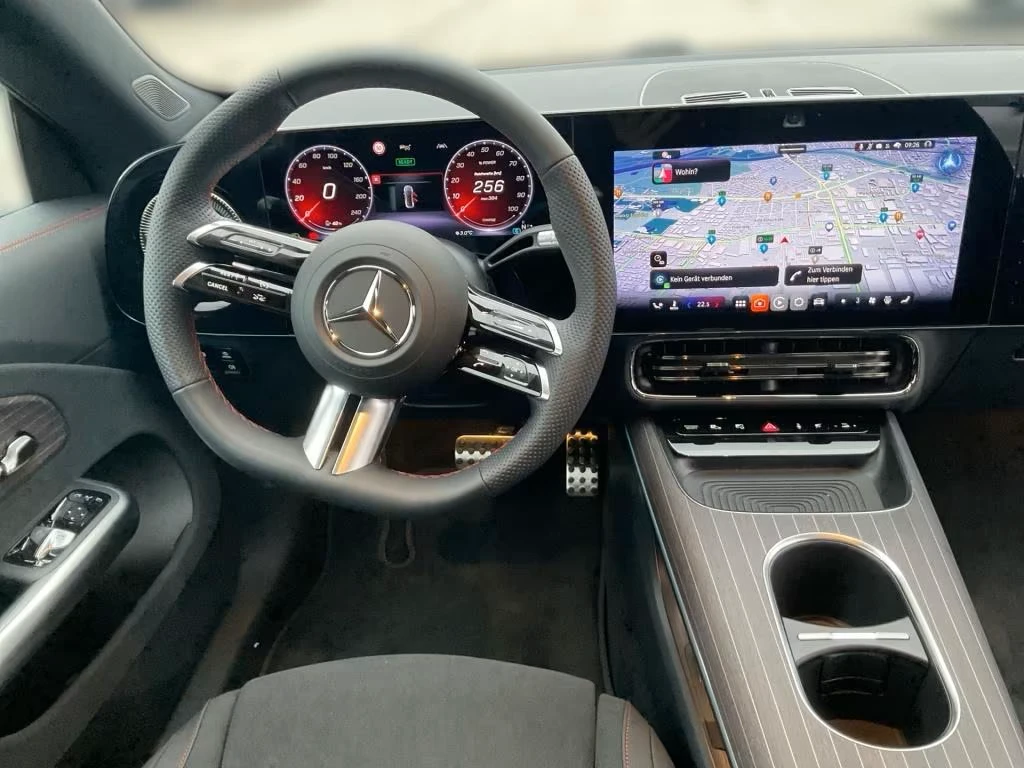 Mercedes-Benz CLA 250 EQ* AMG* PANO* DISTR* KEYLESS* CARPLAY* , снимка 7 - Автомобили и джипове - 54135689