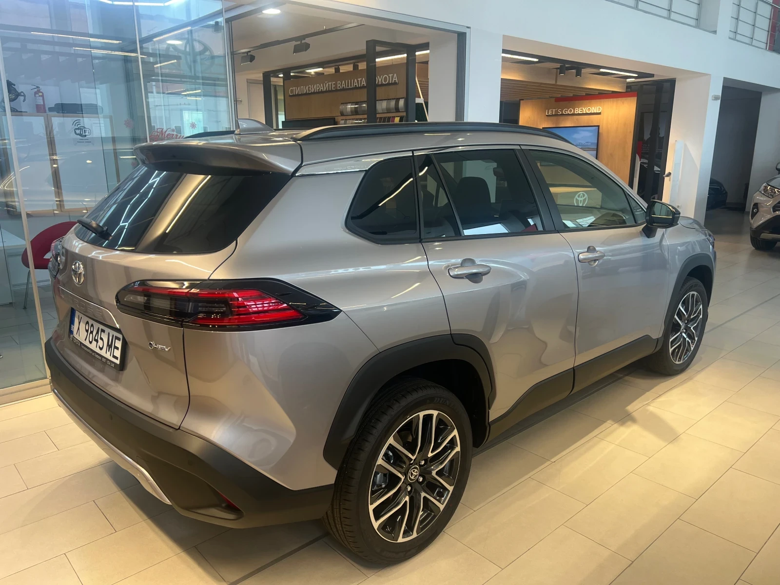 Toyota Corolla Cross Executive Plus, снимка 4 - Автомобили и джипове - 54148581