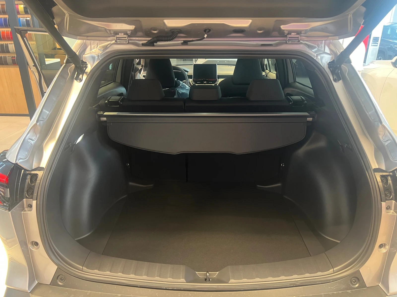 Toyota Corolla Cross Executive Plus, снимка 11 - Автомобили и джипове - 54148581