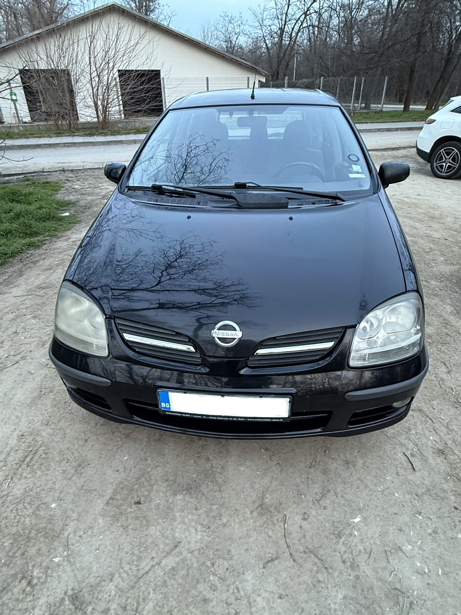 Nissan Almera tino, снимка 14 - Автомобили и джипове - 54375022