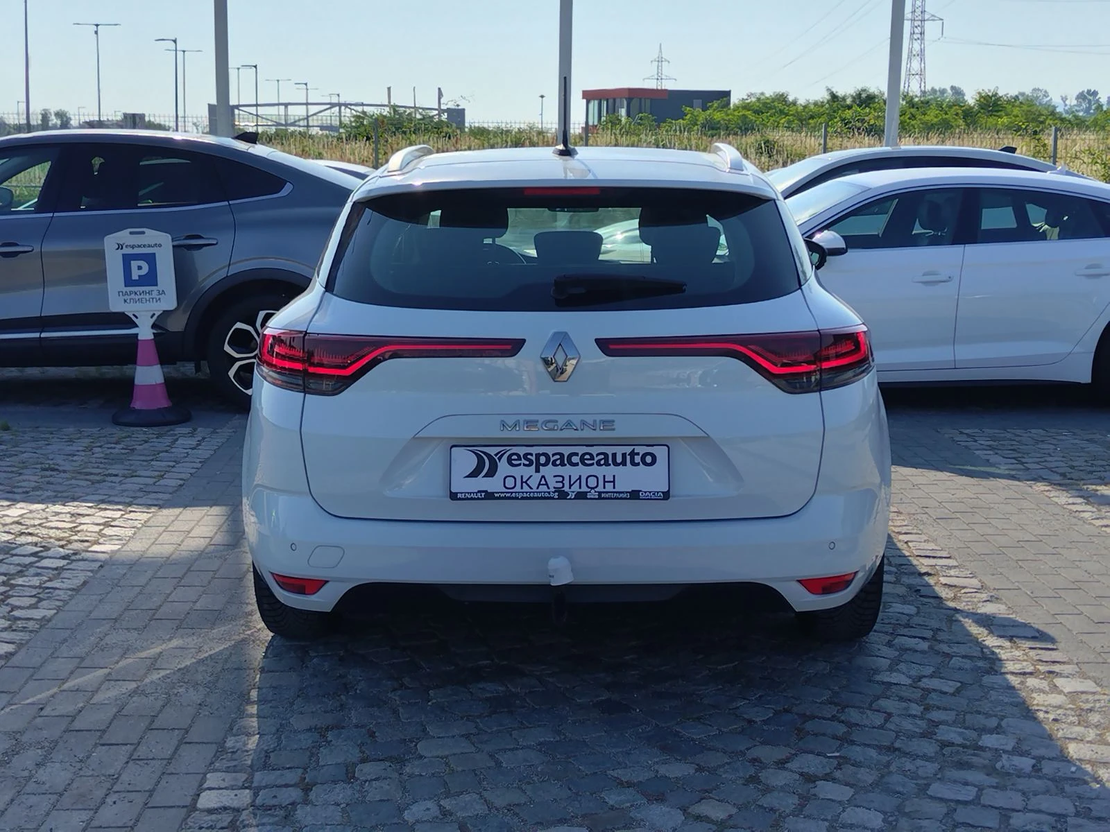 Renault Megane 1.5dCi/ 115к.с. КАПАРИРАН, снимка 5 - Автомобили и джипове - 55085418