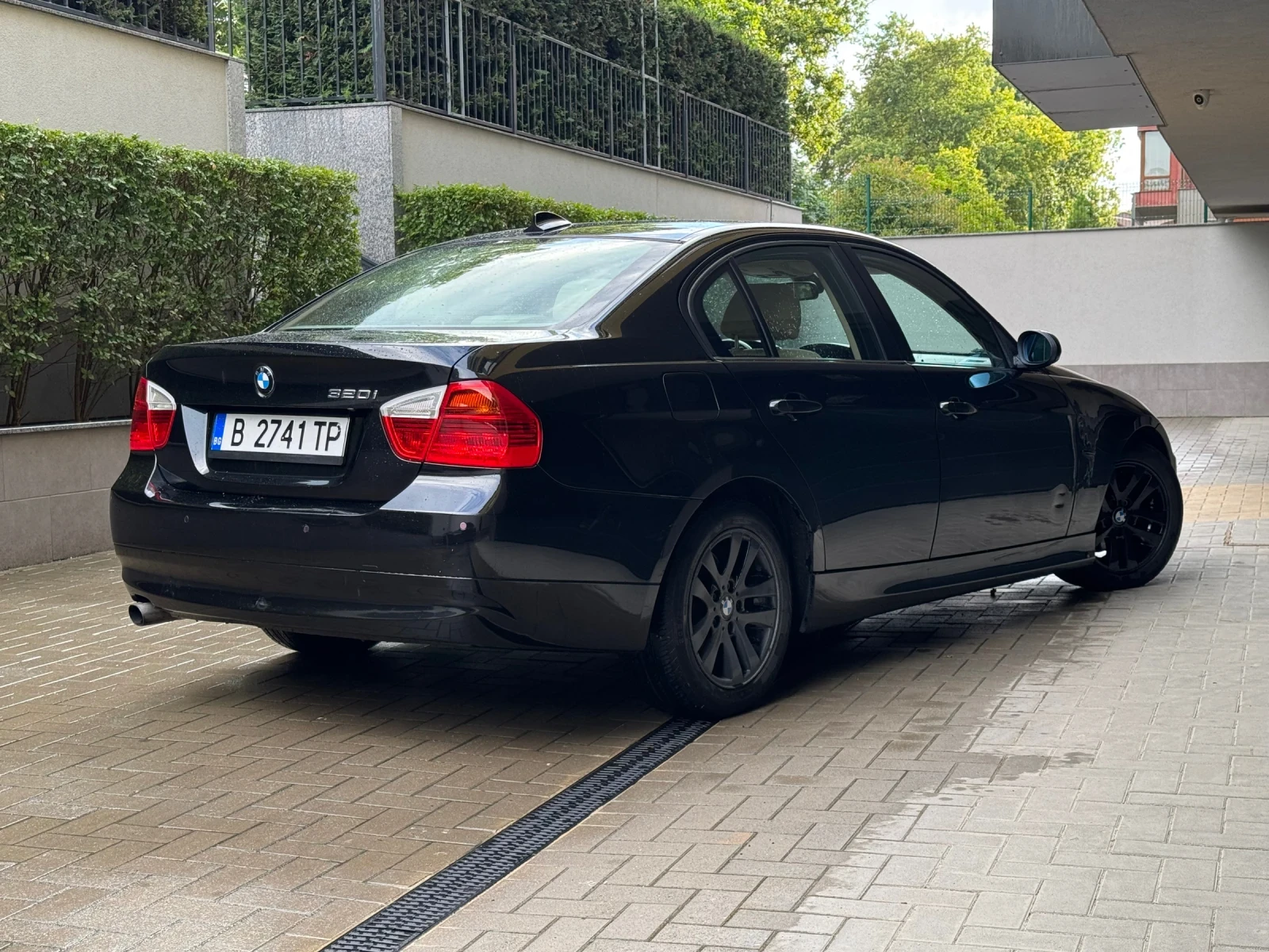 BMW 320, снимка 14 - Автомобили и джипове - 55267720