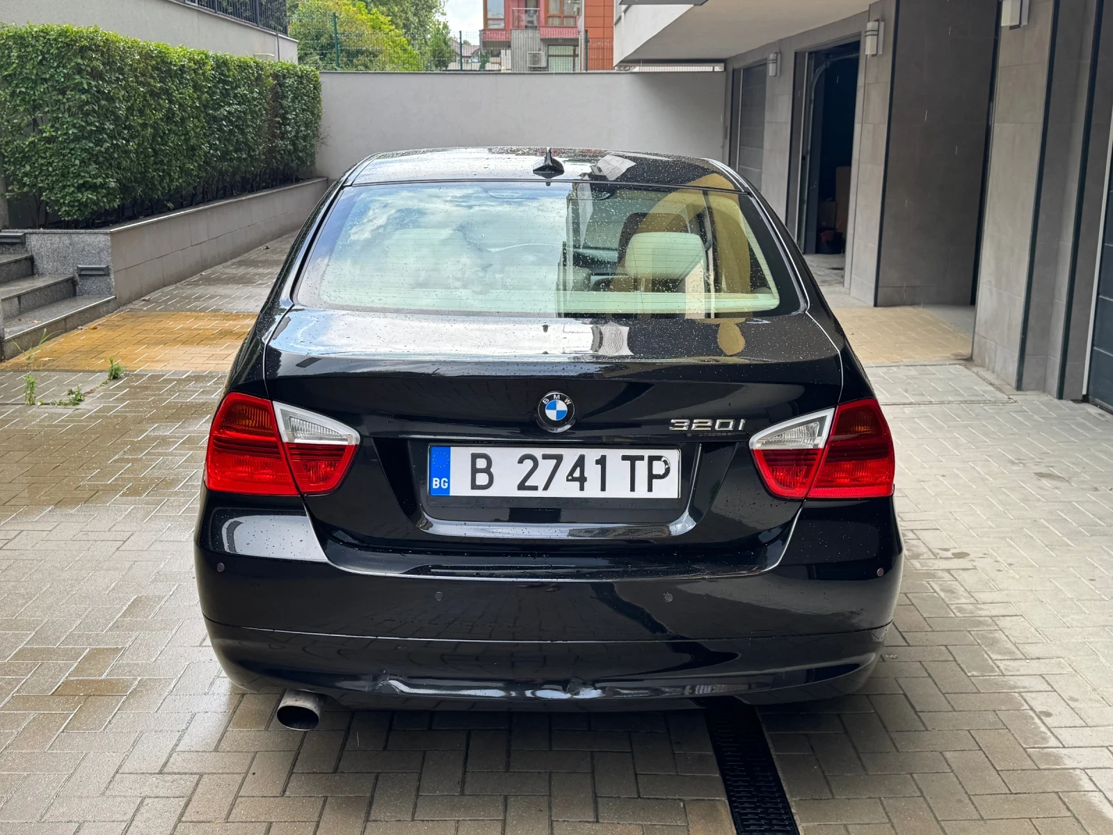 BMW 320, снимка 2 - Автомобили и джипове - 55267720