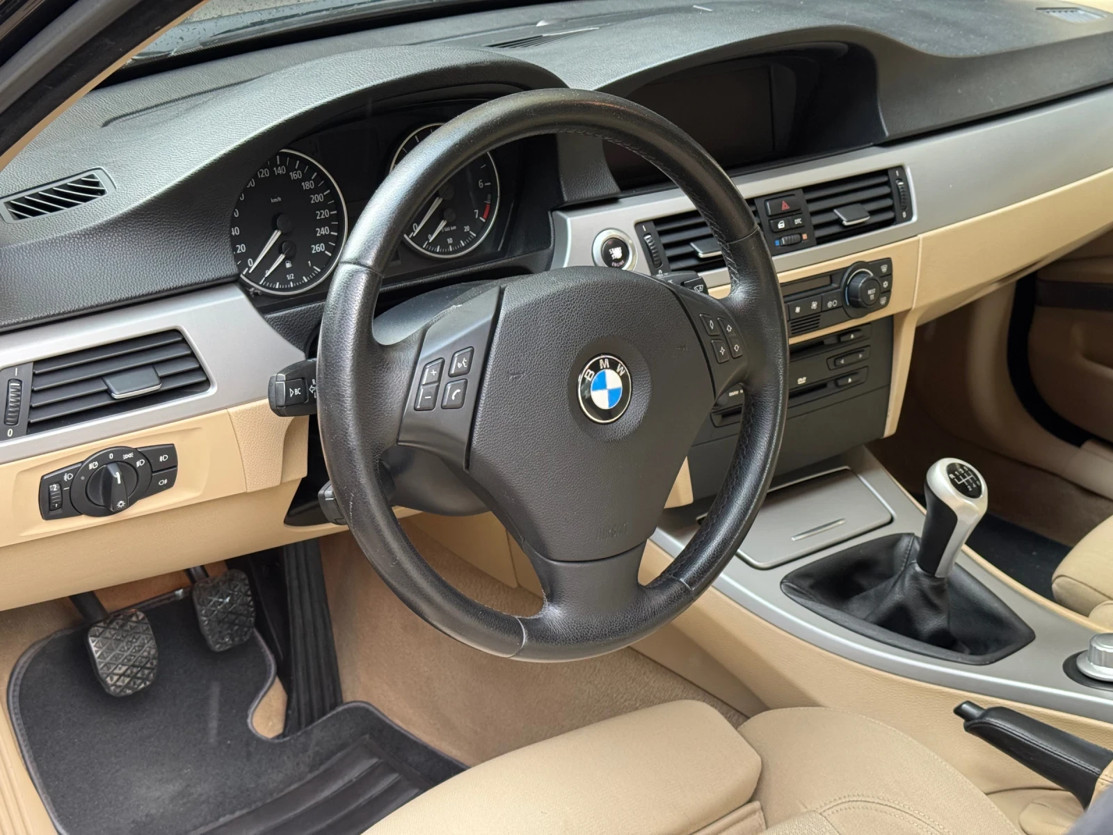 BMW 320, снимка 12 - Автомобили и джипове - 55267720