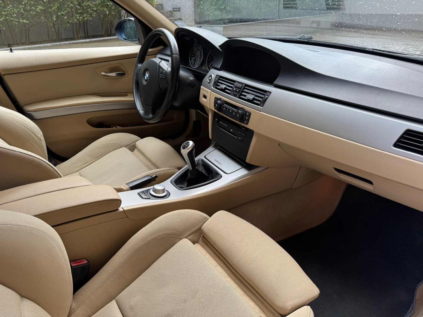 BMW 320, снимка 8 - Автомобили и джипове - 55267720