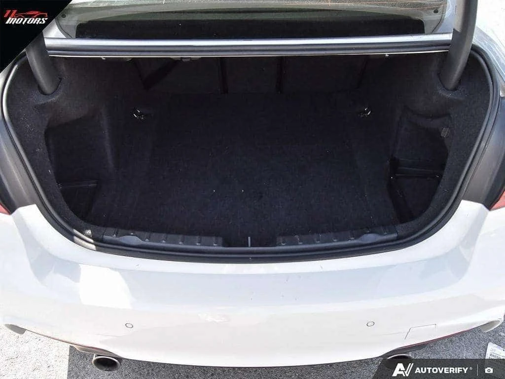 BMW 340 M340 B58| HAR/KAR| PANO| NAVI| , снимка 9 - Автомобили и джипове - 55374321