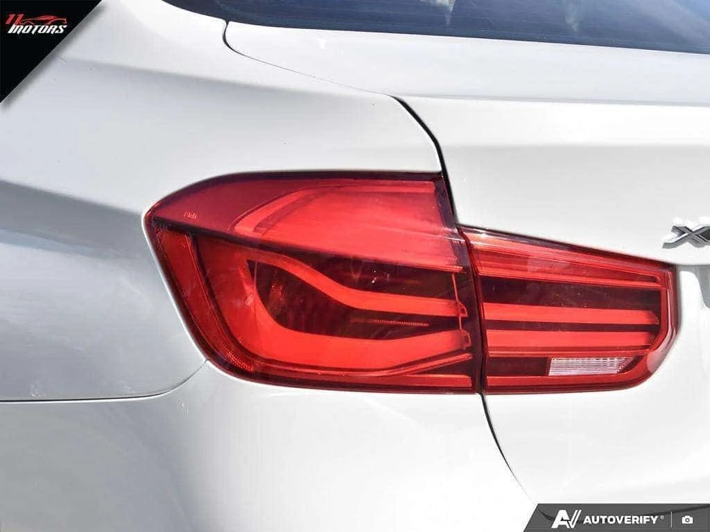 BMW 340 M340 B58| HAR/KAR| PANO| NAVI| , снимка 10 - Автомобили и джипове - 55374321