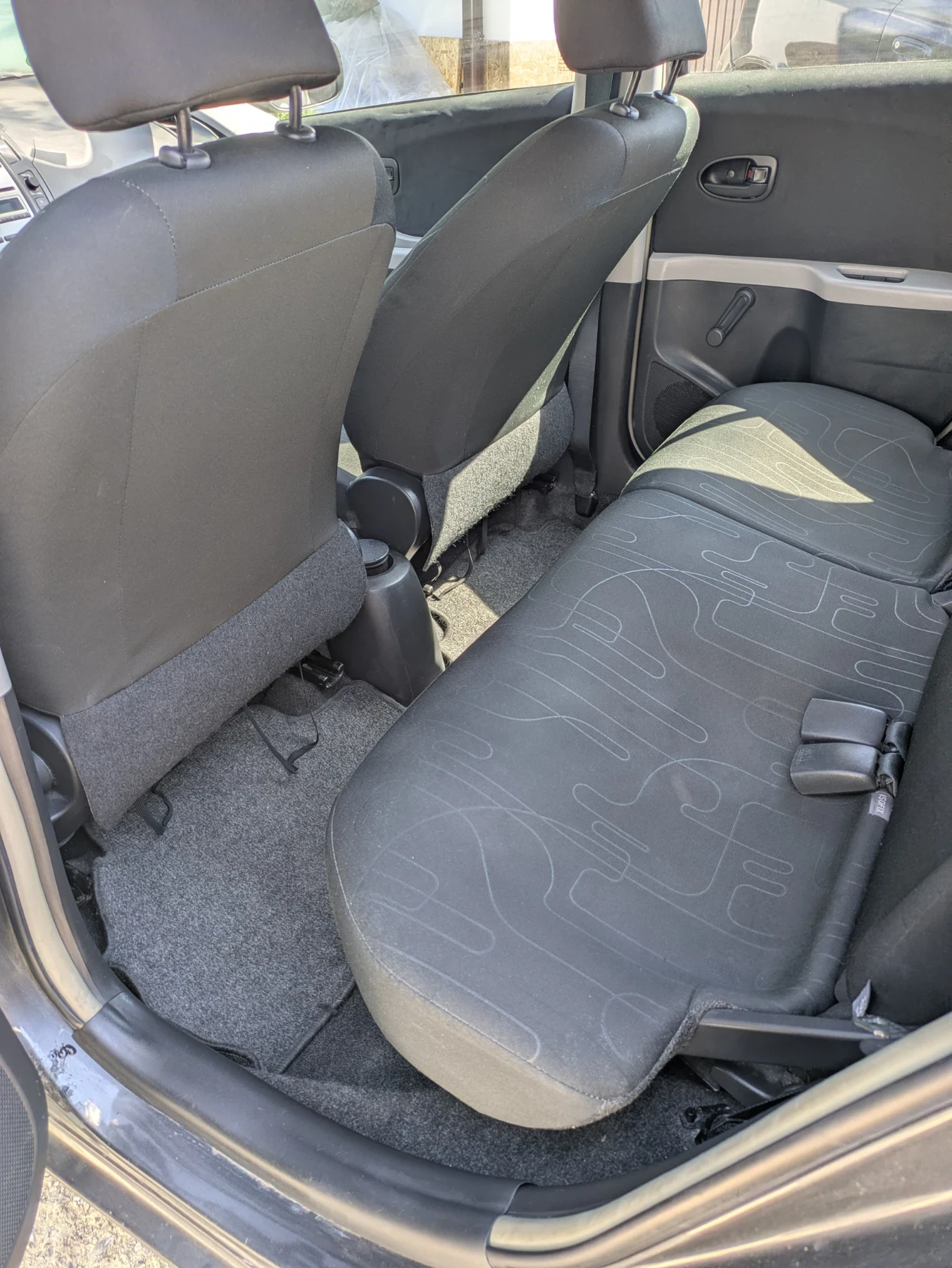 Toyota Yaris | Mobile.bg � ����������� 10
