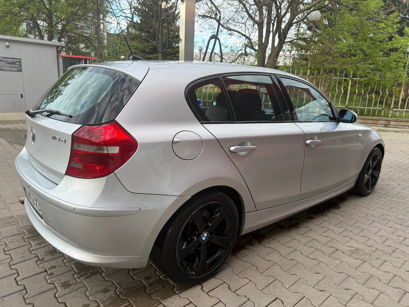 BMW 118, снимка 3 - Автомобили и джипове - 55895236