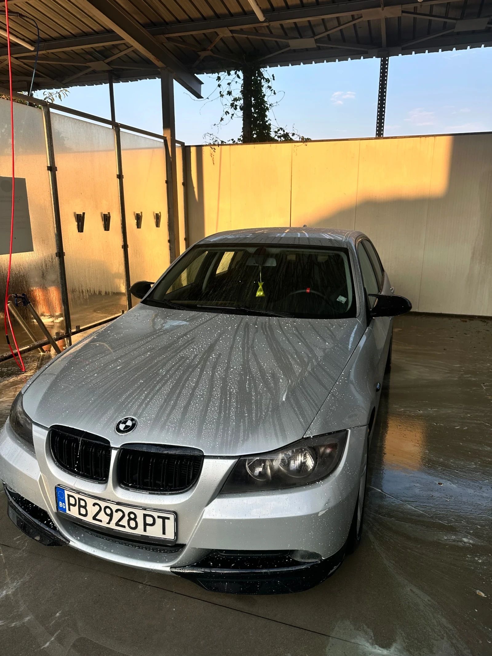 BMW 318 LPG, снимка 11 - Автомобили и джипове - 55995090
