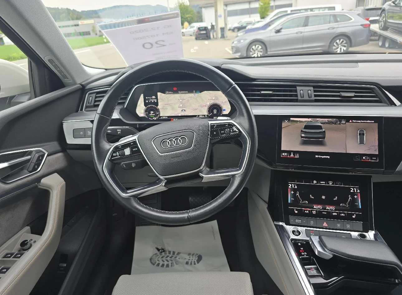 Audi E-Tron 55 Quattro 95KWh Full service 96.8%Soh, снимка 9 - Автомобили и джипове - 56217611