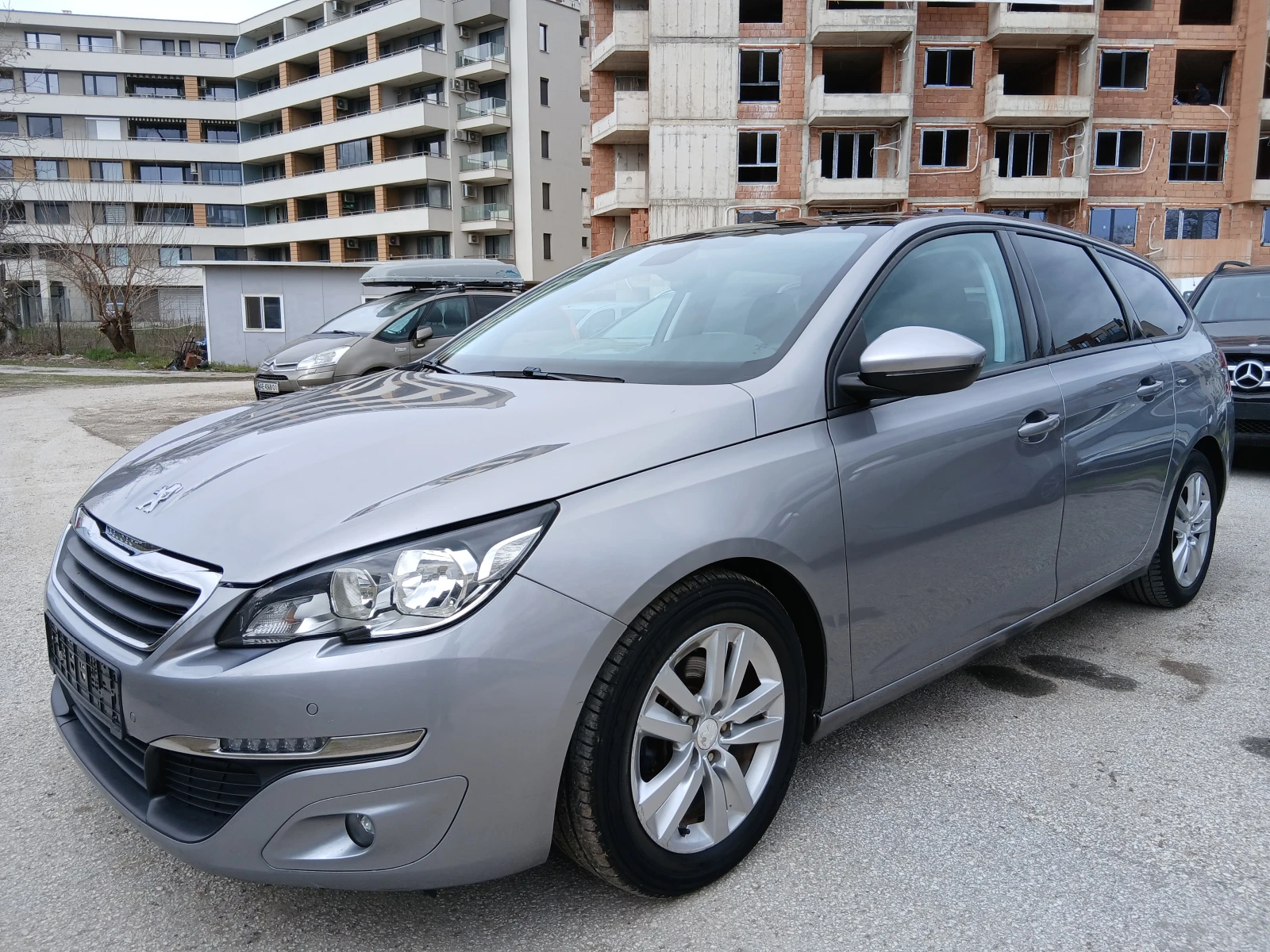 Peugeot 308   NAVI/KAMERA EURO 6, снимка 2 - Автомобили и джипове - 56333186