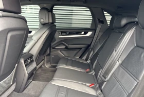 Porsche Cayenne E-Hybrid = Panorama= Distronic Гаранция - 207170 лв. - 74403534 | Car24.bg