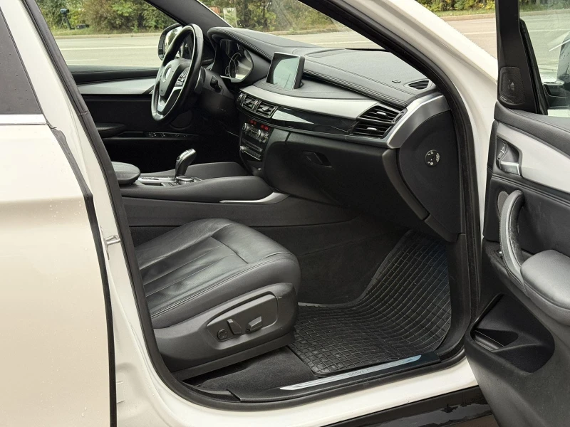 BMW X6, снимка 14 - Автомобили и джипове - 53413642