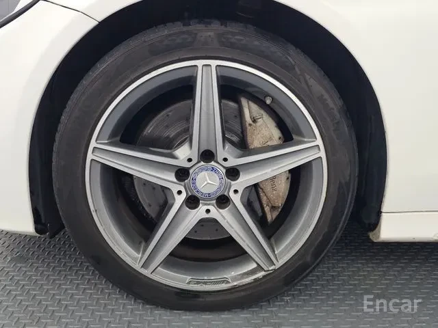 Mercedes-Benz 250 AMG-Package* CLEAN TITLE * АвтоКредит* (ЦЕНА ДО БГ - изображение 5