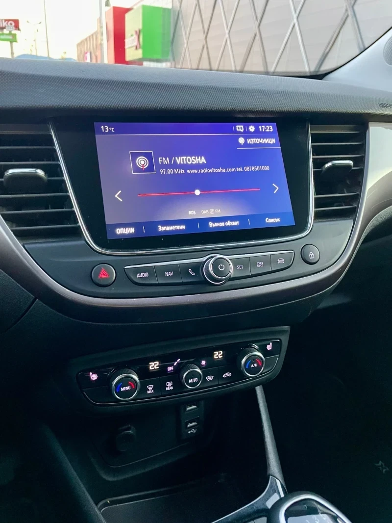 Opel Crossland X 1.2 Turbo , снимка 8 - Автомобили и джипове - 53712059