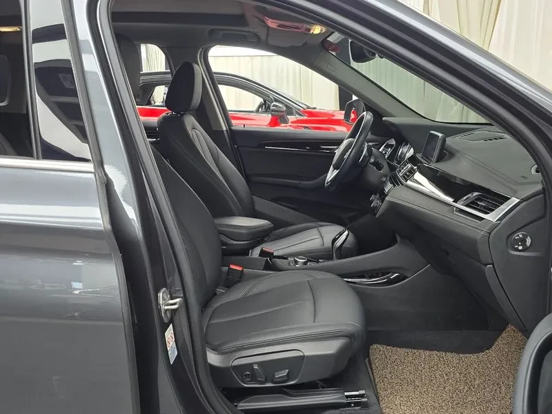 BMW X1 (F48) xDrive 20I Xline, снимка 11 - Автомобили и джипове - 55570908
