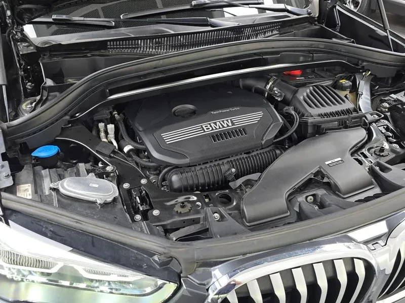 BMW X1 (F48) xDrive 20I Xline, снимка 6 - Автомобили и джипове - 55570908