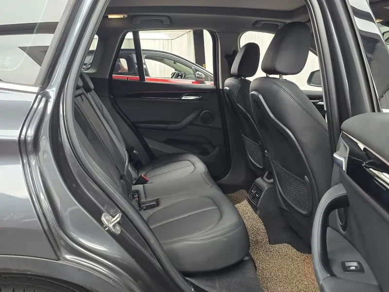 BMW X1 (F48) xDrive 20I Xline, снимка 12 - Автомобили и джипове - 55570908